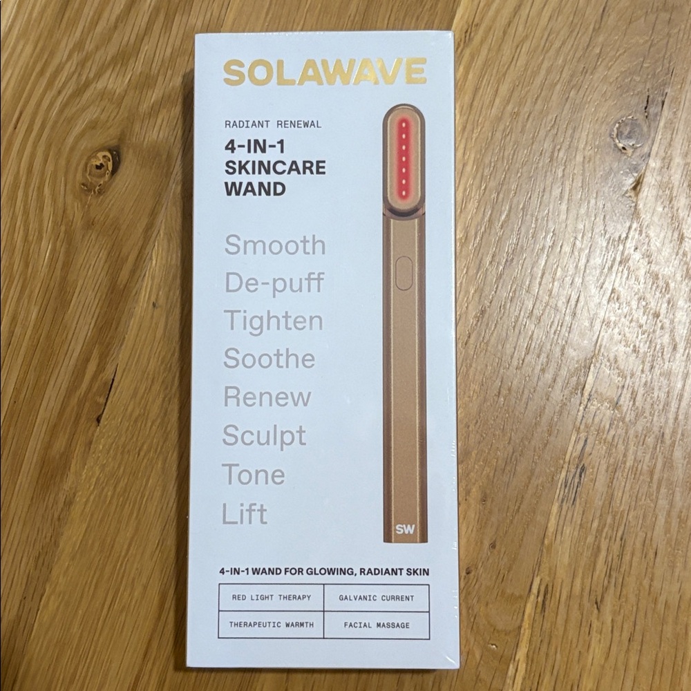Sealed NIB Solawave 4-in-1 Radiant Renewal Skincare Wand